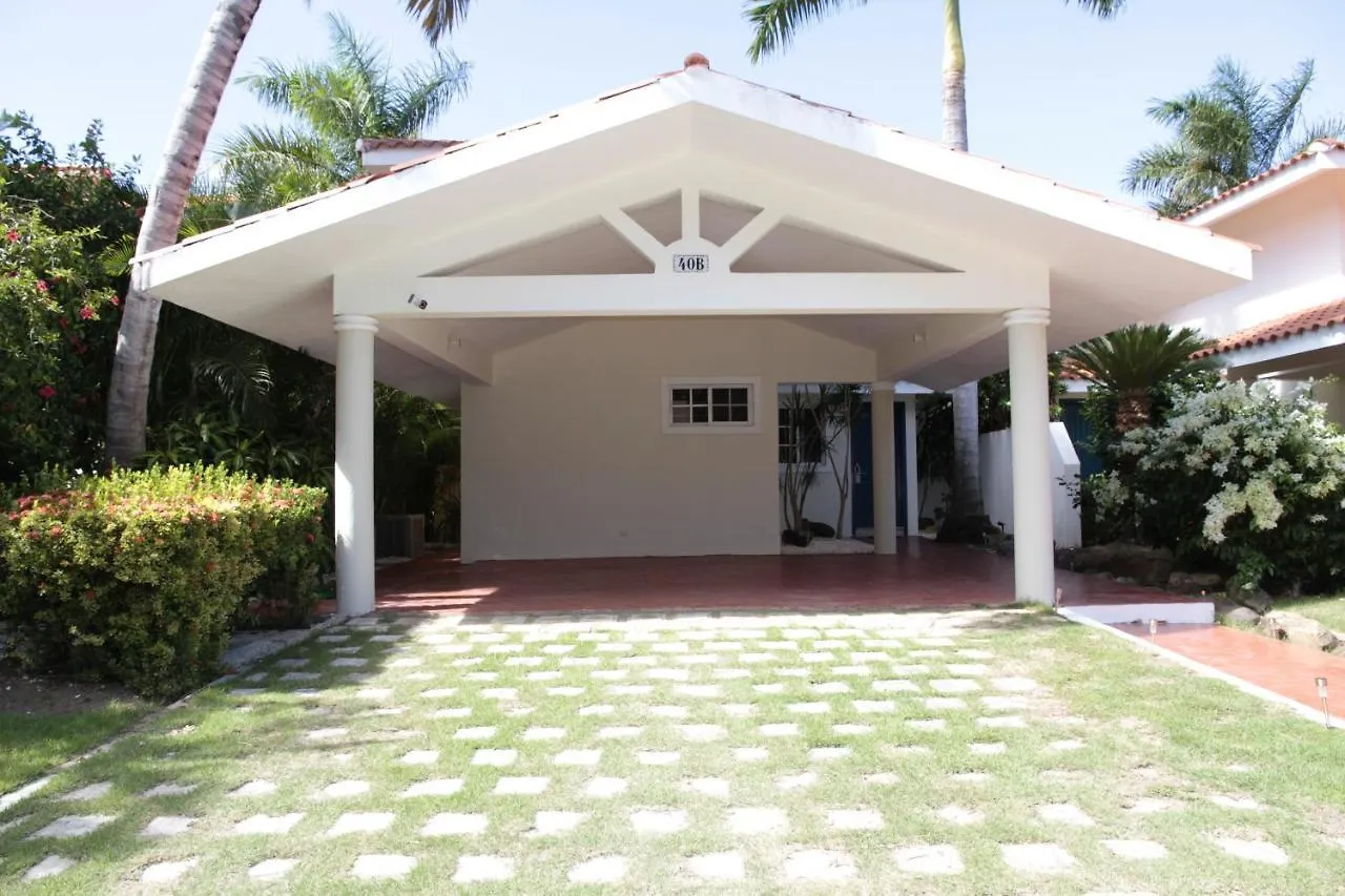 Cocotal, Villa Tropical En Punta Cana